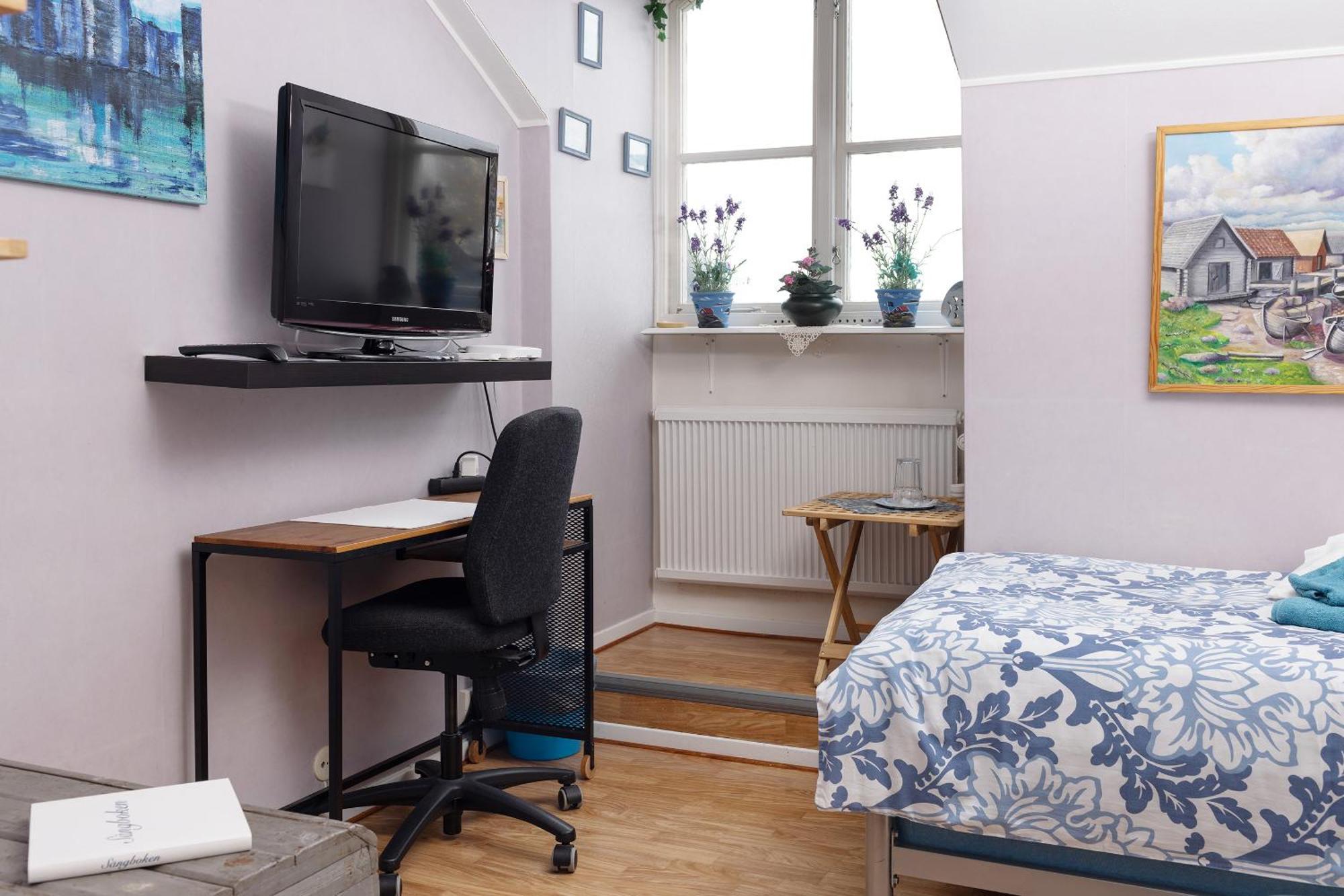 Christinas Gaestgifveri B&B Ervalla Dış mekan fotoğraf